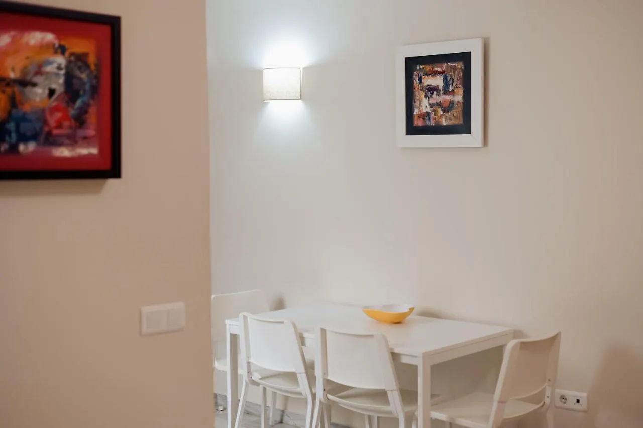 Apartment Cinco Bolas Malaga Spain